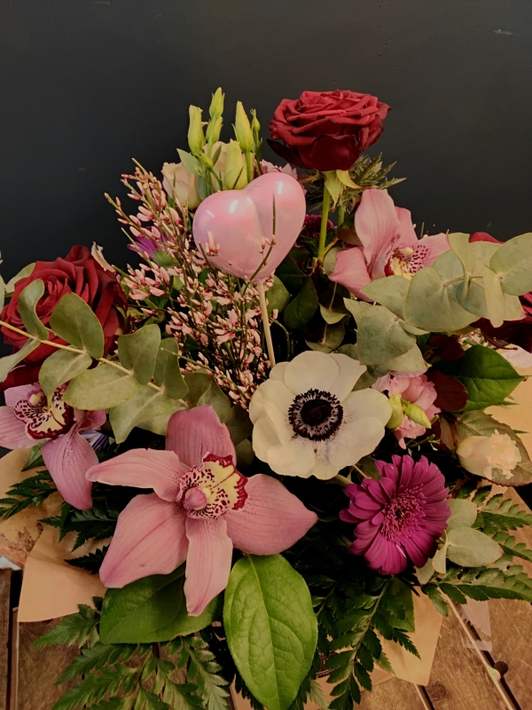 Valentine Pretty Wild and Rustic Bouquet