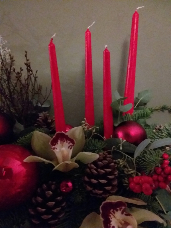 Christmas Magnificent Mantlepiece Arrangement