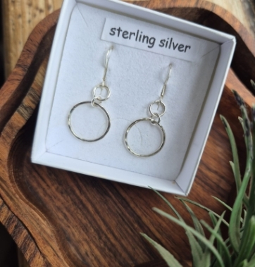 Circle Deep Earrings